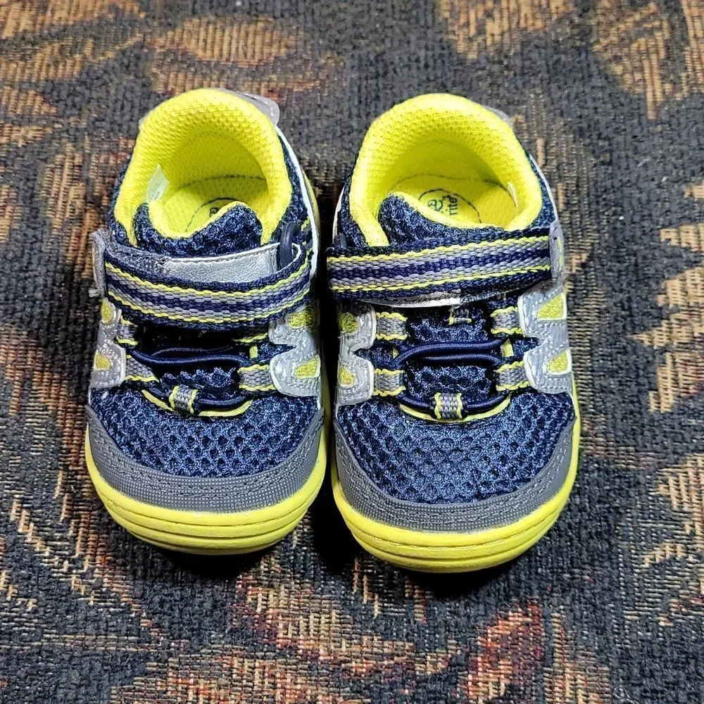 Surprize by Stride Rite Aston Navy and Lime Sneakers- Size 2